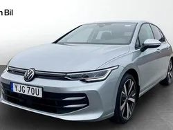 Silver Begagnad 2024 VW Golf VIII Edition Kombi | 309 900 kr (Marknadspris)