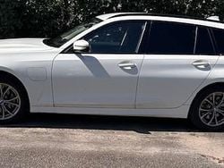 Vit Begagnad 2021 BMW 330e Sport Line Kombi | 268 000 kr (Superpris)