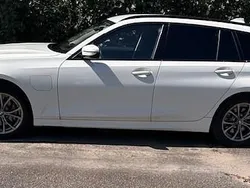 Vit Begagnad 2021 BMW 330e Sport Line Kombi | 255 000 kr (Superpris)