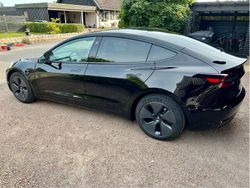 Svart Begagnad 2021 Tesla Model 3 Standard Range Plus Sedan | 249 000 kr (Lite dyr)