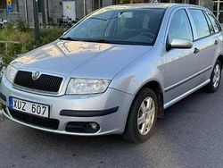 Silver Begagnad 2006 Skoda Fabia Halvkombi | 27 000 kr (Marknadspris)
