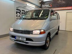 Silver Begagnad 2005 Toyota HiAce Minibuss | 109 900 kr