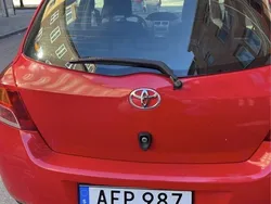 Röd Begagnad 2010 Toyota Yaris Halvkombi | 40 000 kr (Bra pris)