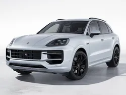 Silver Ny 2025 Porsche Cayenne SUV | 1 578 600 kr (Marknadspris)