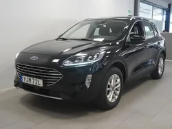 Svart Begagnad 2022 Ford Kuga Titanium SUV | 239 900 kr (Superpris)