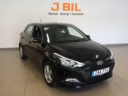 Svart Begagnad 2017 Hyundai i20 Comfort Halvkombi | 99 900 kr (Marknadspris)