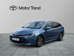 Blå Begagnad 2022 Toyota Corolla Style Kombi | 269 000 kr (Marknadspris)