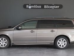 Grå Begagnad 2007 Volvo V70 Momentum Kombi | 69 900 kr (Bra pris)