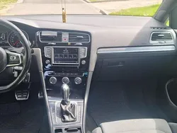Grå Begagnad 2017 VW Golf VII Halvkombi | 125 000 kr (Marknadspris)