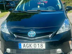Svart Begagnad 2014 Toyota Prius Halvkombi | 95 000 kr