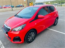 Röd Begagnad 2014 Peugeot 108 Halvkombi | 56 900 kr (Marknadspris)