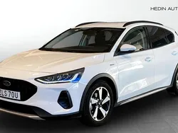Vit (white) Begagnad 2024 Ford Focus Active Halvkombi | 202 900 kr (Bra pris)