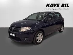 Blå Begagnad 2015 Dacia Sandero Halvkombi | 79 900 kr (Marknadspris)