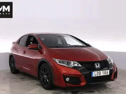 Röd Begagnad 2015 Honda Civic Sport Halvkombi | 93 800 kr (Marknadspris)