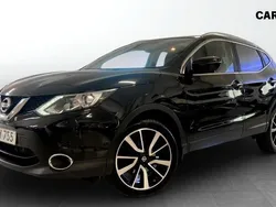 Svart (black) Begagnad 2015 Nissan Qashqai Tekna SUV | 159 900 kr (Marknadspris)