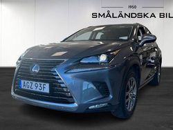 Grå Begagnad 2019 Lexus NX300h Executive Line SUV | 334 000 kr (Marknadspris)