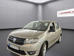Ljusbrun Begagnad 2015 Dacia Sandero Halvkombi | 58 900 kr (Marknadspris)