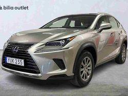 Grå Begagnad 2018 Lexus NX300h SUV | 244 000 kr (Bra pris)