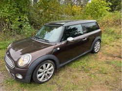 Brun Begagnad 2009 Mini Cooper D Clubman Kombi | 45 000 kr (Marknadspris)