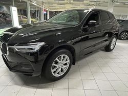 Svart Begagnad 2018 Volvo XC60 Momentum SUV | 319 500 kr (Marknadspris)