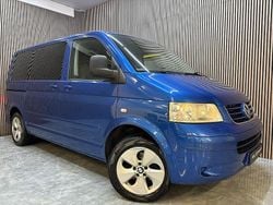 Blå Begagnad 2009 VW Multivan Van | 89 900 kr (Marknadspris)