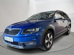 Blå Begagnad 2017 Skoda Octavia Scout Kombi | 109 000 kr