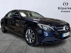 Mörkblå Begagnad 2017 Mercedes C180 Avantgarde Sedan | 209 900 kr (Bra pris)