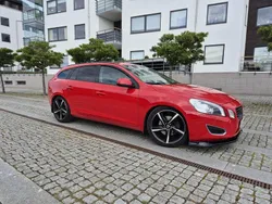 Röd Begagnad 2013 Volvo V60 Kombi | 99 900 kr (Bra pris)
