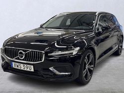 Svart Begagnad 2022 Volvo V60 Kombi | 379 900 kr (Marknadspris)