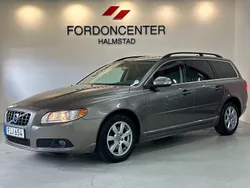 Grå Begagnad 2011 Volvo V70 Momentum Kombi | 119 900 kr