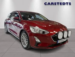 Röd Begagnad 2018 Ford Focus Titanium Halvkombi | 169 900 kr (Dyr)