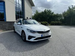 Vit Begagnad 2019 Kia Optima Hybrid 2 Sedan | 189 900 kr (Marknadspris)