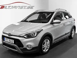 Silver Begagnad 2016 Hyundai i20 Active SUV | 119 900 kr (Marknadspris)