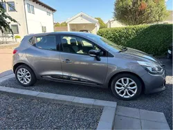 Grå Begagnad 2014 Renault Clio IV Halvkombi | 75 000 kr (Marknadspris)