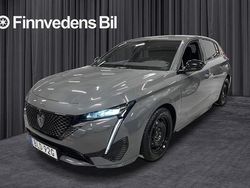 Grå Begagnad 2024 Peugeot 308 Halvkombi | 238 900 kr (Marknadspris)