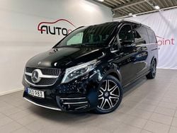 Svart Begagnad 2022 Mercedes V300 Avantgarde Minibuss | 579 800 kr (Marknadspris)