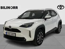Vit Begagnad 2022 Toyota Yaris Cross Active SUV | 284 900 kr (Marknadspris)