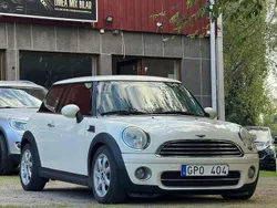 Vit Begagnad 2007 Mini Cooper D Pepper Halvkombi | 48 000 kr (Marknadspris)