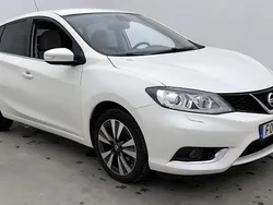 Vit Begagnad 2015 Nissan Pulsar Halvkombi | 104 999 kr (Marknadspris)