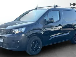 Svart (black) Begagnad 2022 Peugeot E-Partner Minibuss | 249 875 kr (Superpris)