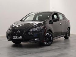 Svart Begagnad 2022 Nissan Leaf Acenta Halvkombi | 179 000 kr (Marknadspris)