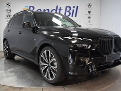 Svart Ny 2025 BMW X7 M Sport SUV | 1 195 000 kr