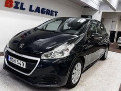 Mörkgrå (grå) Begagnad 2015 Peugeot 208 Halvkombi | 54 900 kr (Marknadspris)