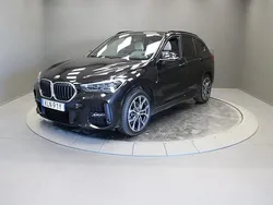 Svart Begagnad 2019 BMW X1 Shadowline SUV | 319 000 kr