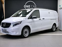 Vit Begagnad 2022 Mercedes Vito Minibuss | 374 800 kr (Marknadspris)