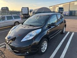 Begagnad 2017 Nissan Leaf Halvkombi | 79 000 kr (Marknadspris)