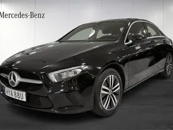 Svart Begagnad 2020 Mercedes A250 Sedan | 249 900 kr (Marknadspris)