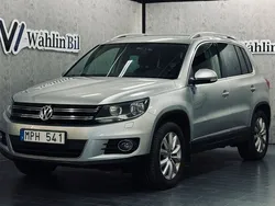 Grå Begagnad 2013 VW Tiguan Sportline SUV | 99 900 kr (Marknadspris)