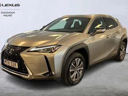 Ljusgrå Begagnad 2021 Lexus UX 300e SUV | 269 000 kr (Marknadspris)