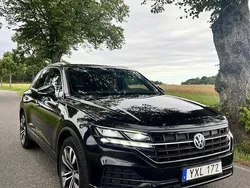 Svart Begagnad 2019 VW Touareg SUV | 269 000 kr (Dyr)